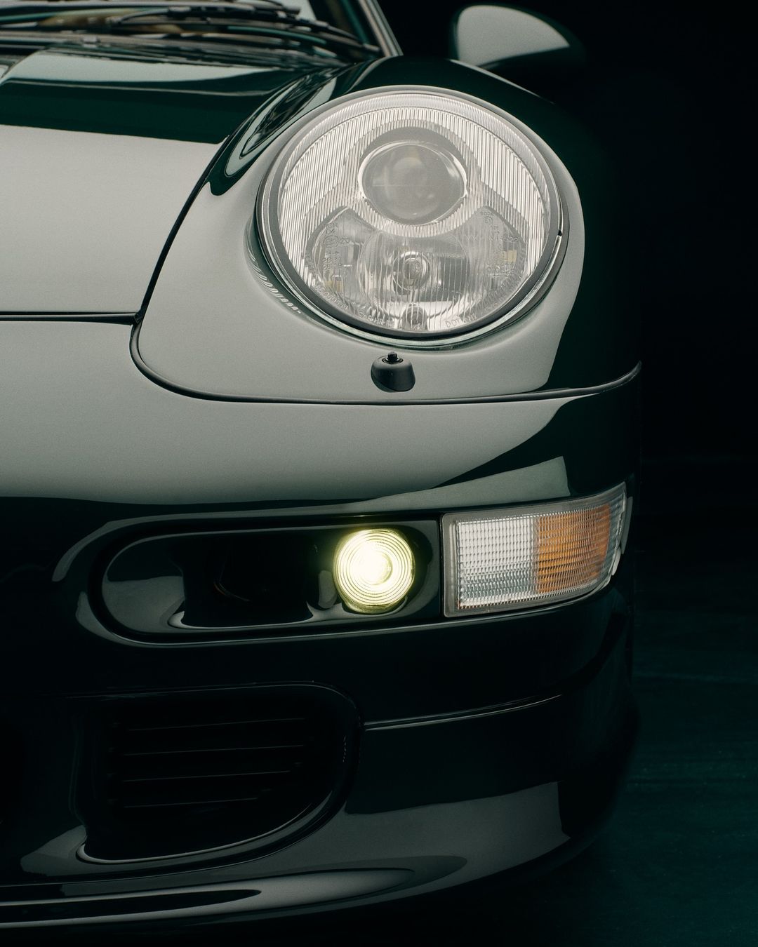 Aimé Leon Dore Porsche 993 Turbo collaborazione