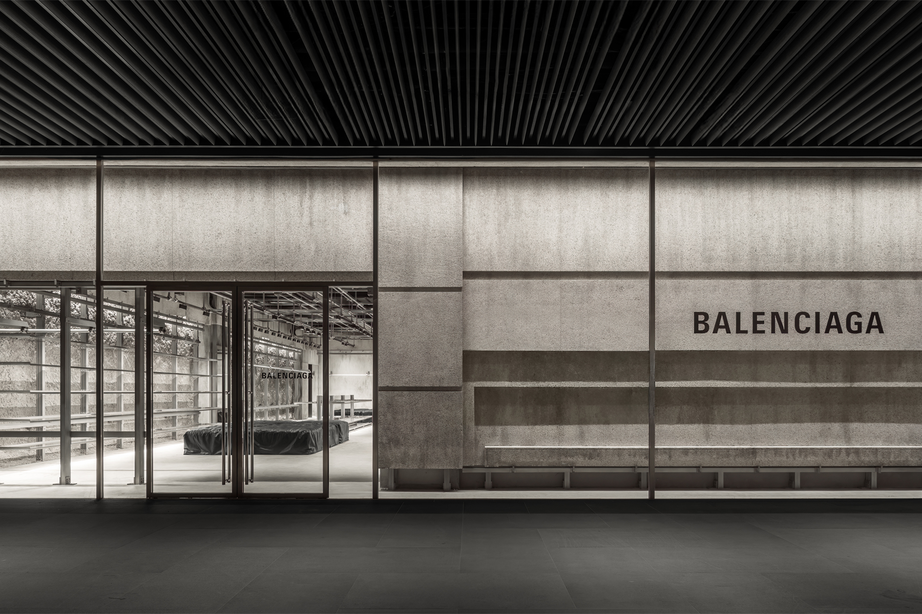 Balenciaga store piu grande Pechino Cina Beijing Taikoo Li Sanlitun